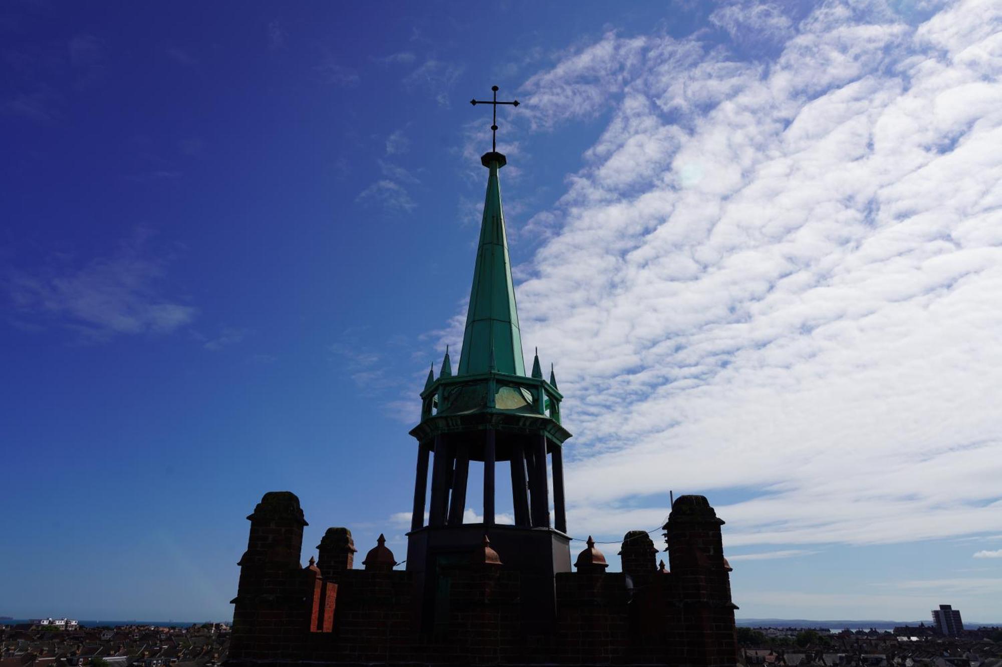 Spacious 4-bedroom Penthouse Sleeps 8 - Great View And Free Parking Appartement