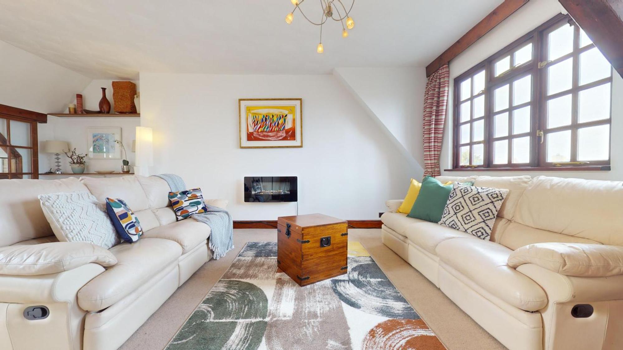 Appartement Spacious 4-bedroom Penthouse Sleeps 8 - Great View And Free Parking